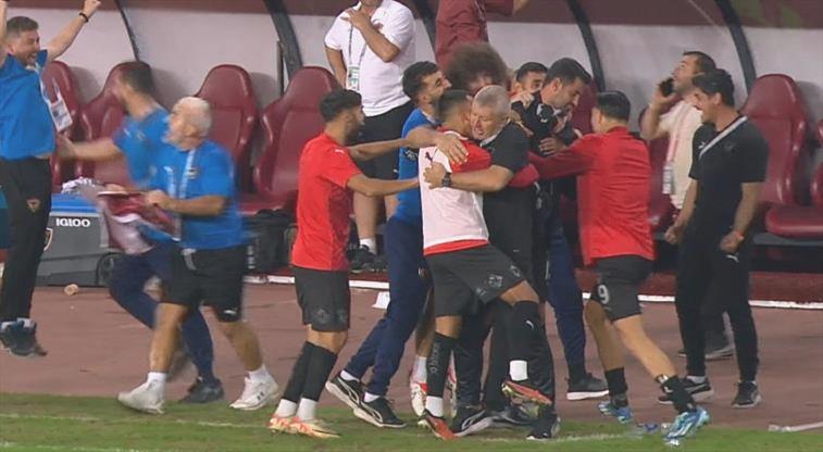 Volkan Demirel, Galatasaray galibiyetini bu türlü kutladı!