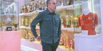 Abdullah Avcı, Şamil Ekinci Müzesi’ni ziyaret etti