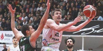 Aliağa Petkimspor İzmir’de bir öteki: 112-78