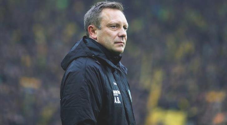 Alman hocadan Beşiktaş kararı: “Heyecan verici bir kulüp…”