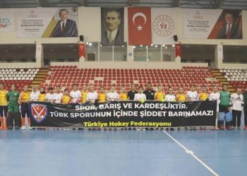 Amasya’da hokey maçında Halil Umut Meler’e yapılan hücum kınandı