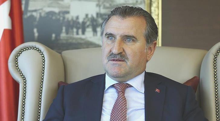 Bakan Bak: “Hasan Arat’a muvaffakiyetler diliyorum”