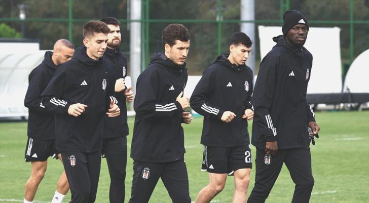 Beşiktaş sürat kesmeden hazırlıklara başladı