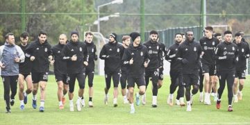Beşiktaş’ın derbi takımı açıklandı