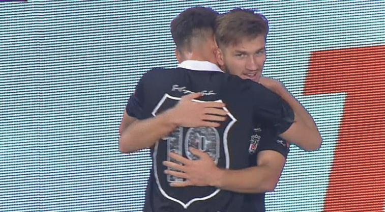 Beşiktaş’ta 2005 doğumlu Semih Kılıçsoy siftahı yaptı!