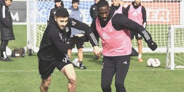 Beşiktaş’ta Rashica ve Masuaku ekiple çalıştı