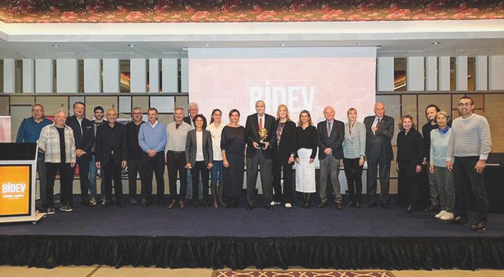 Bidev’den potanın efsanelerine vefa mükafatı