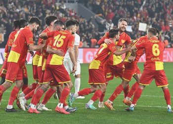 Birinci yarının en az gol yiyen kadrosu Göztepe