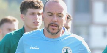 Bitexen Giresunspor yardımcı antrenörünü gönderdi