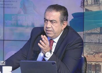 Bülent Timurlenk o isme dikkat çekti: “Derbide aykırı işler yapabilir”