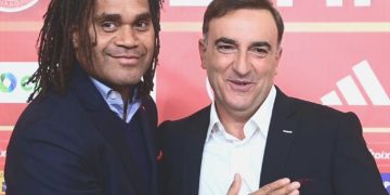 Carlos Carvalhal yeni grubuna imzayı attı!