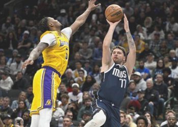 Doncic alev aldı, Dallas galibiyeti kaptı!