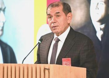 Dursun Özbek’ten transfer yanıtı: “En kısa müddette halledeceğiz”