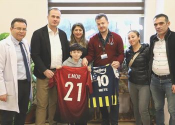 Emre Mor’dan alkışlanacak hareket