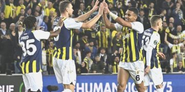 Fenerbahçe maç takımını açıkladı! Dzeko ise…