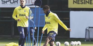 Fenerbahçe pas ve taktik çalıştı