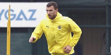 Fenerbahçe’ye Edin Dzeko muştusu