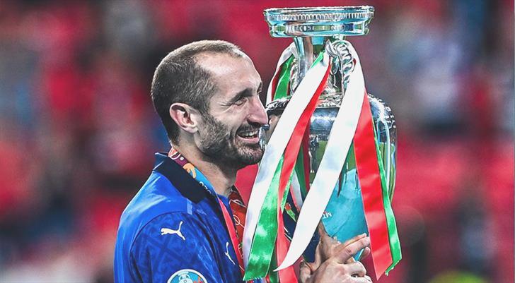 Futbolda bir devranın sonu! Kramponları astı