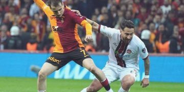 Galatasaray 19. defa VavaCars Fatih Karagümrük karşısında