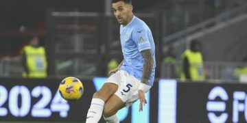 Galatasaray peşindeydi! Sarri biletini kesti