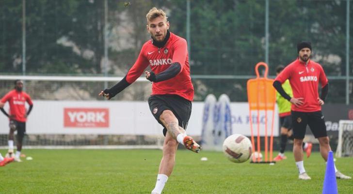 Gaziantep FK hazırlıklarını sürdürüyor