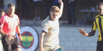 Genç isim Fenerbahçe’den ayrıldığını açıkladı
