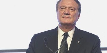 Hasan Arat: “Bu idare geçmiş idarenin devamıdır”