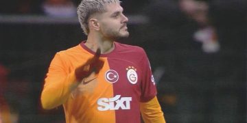 Icardi sert vurdu, kaleci müsaade vermedi