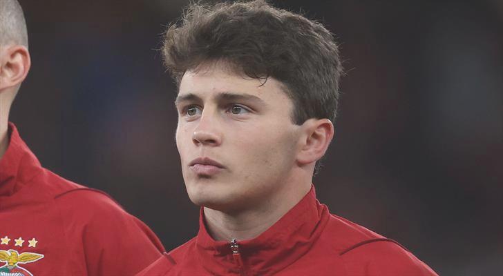 Manchester United bombayı patlatmaya hazırlanıyor! 100 milyon Euro…