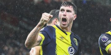 ManU, Old Trafford’da dağıldı!