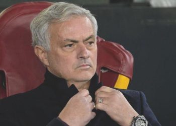 Newcastle United’da flaş karar! Jose Mourinho sesleri…