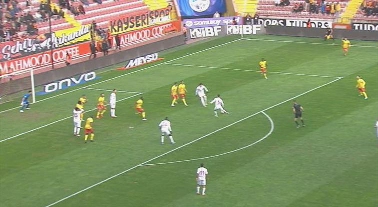 Nuno şık vurdu, Bilal âlâ kurtardı!