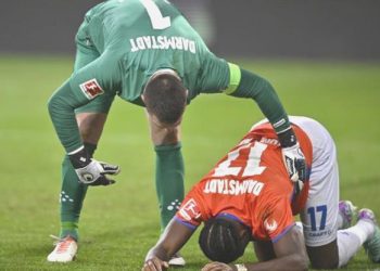 ÖZET | 6 gollü düellodan kimse çıkamadı