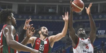 ÖZET | Kuvvetli maçta kazanan Pınar Karşıyaka