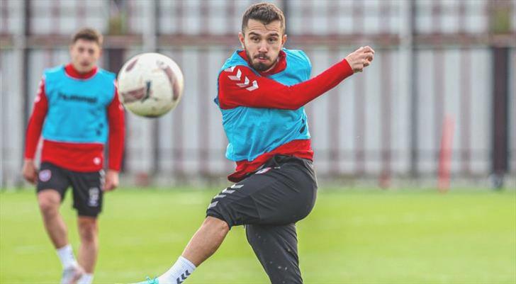 Yılport Samsunspor 3 eksikle çalıştı