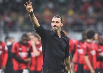 Zlatan Ibrahimovic Milan’a resmen geri döndü