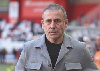 Abdullah Avcı üç büyüklere kolay kaybetmiyor