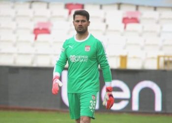 Ali Şaşal Vural ligin birinci yarısında eldivenini hiç çıkarmadı