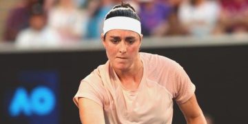 Avustralya Açık’ta Jabeur tıp atladı, Osaka veda etti