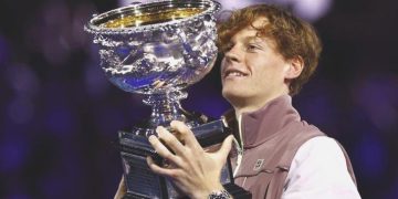 Avustralya Açık’ta tarihi şampiyoluk