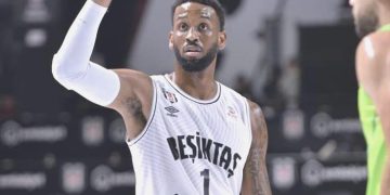 Beşiktaş Emlakjet’te ayrılık