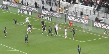 Beşiktaş, Zaynutdinov ile tehlikeli geldi