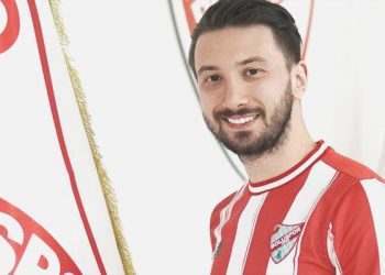 Boluspor yeni transferini tanıttı