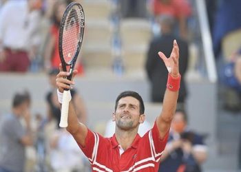 Djokovic tüm vakitlerin en düzgünü olmak için korta çıkıyor