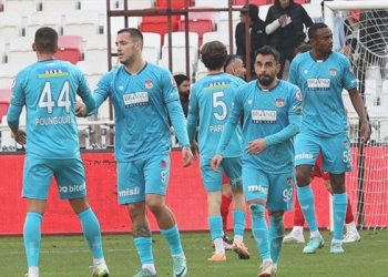 EMS Yapı Sivasspor güç da olsa turladı