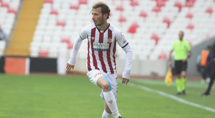 EMS Yapı Sivasspor’dan ayrılık açıklaması