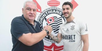 Eski Fenerbahçeli futbolcudan şaşırtan imza! 100 milyon Euro…