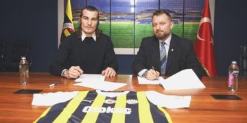 Fenerbahçe, Çağlar Söyüncü transferini resmen açıkladı!