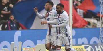 Fenerbahçe için sürpriz transfer iddiası!