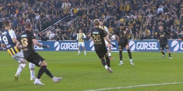 Fenerbahçe kritik durumda penaltı bekledi!